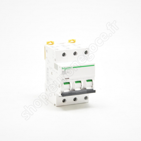 Circuit Breakers iDT40 / DT40  - A9P22306EU - iC40 3P C 6A 6kA/10kA