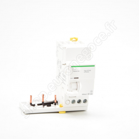 Différentiel iDT40 / DT40  - A9Y63340EU - Vigi - iC40 - 3P 40A 300mA Type AC