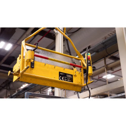 Harmony XACB - boîte pendante - 2 poussoirs 1 arrêt d'urgence - XACB3201 Schneider Electric