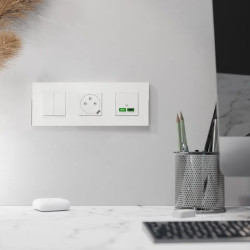 Unica D plaq blanc/argent 3P - NU600640 Schneider Electric