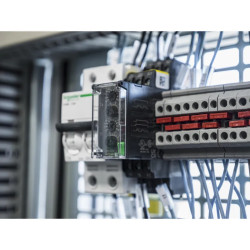 RELAIS CLIGNOTEUR - RE22R1DMR Schneider Electric