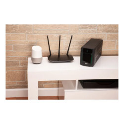 APC Easy UPS BVX - onduleur line-interactive - 700VA, 230V - Prises Schuko - BVX700LI-GR APC