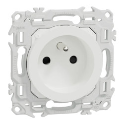 Odace prise 2P+T rénovation blanc