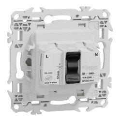 Odace prise 2P+T rénovation blanc