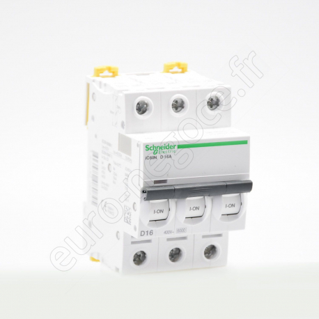 Circuit Breakers iC60  - A9F75303 - IC60N DISJ 3P 3A D