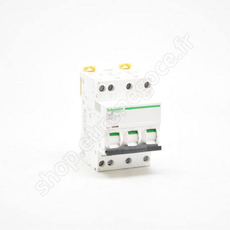 Disjoncteur iDT40 / DT40  - A9P22740EU - iC40 3P+N C 40A 4,5kA/6kA